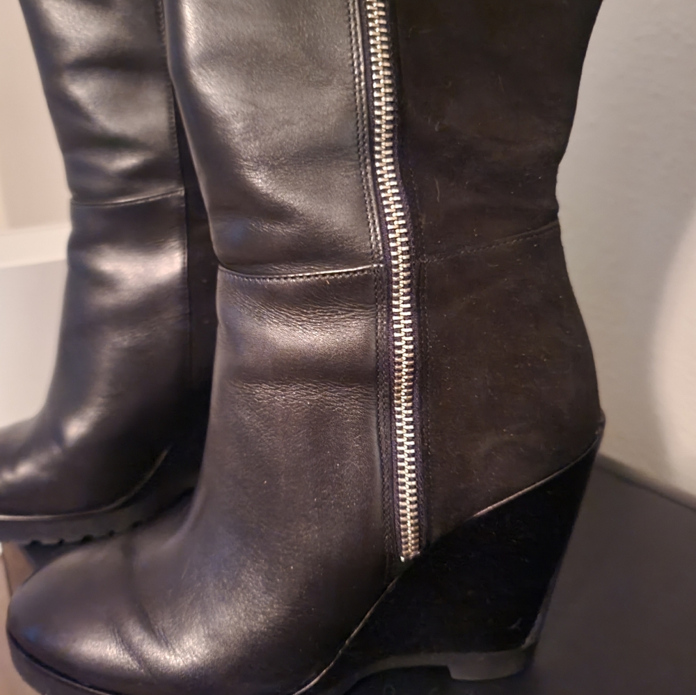 Michael Kors Wrledge Boots